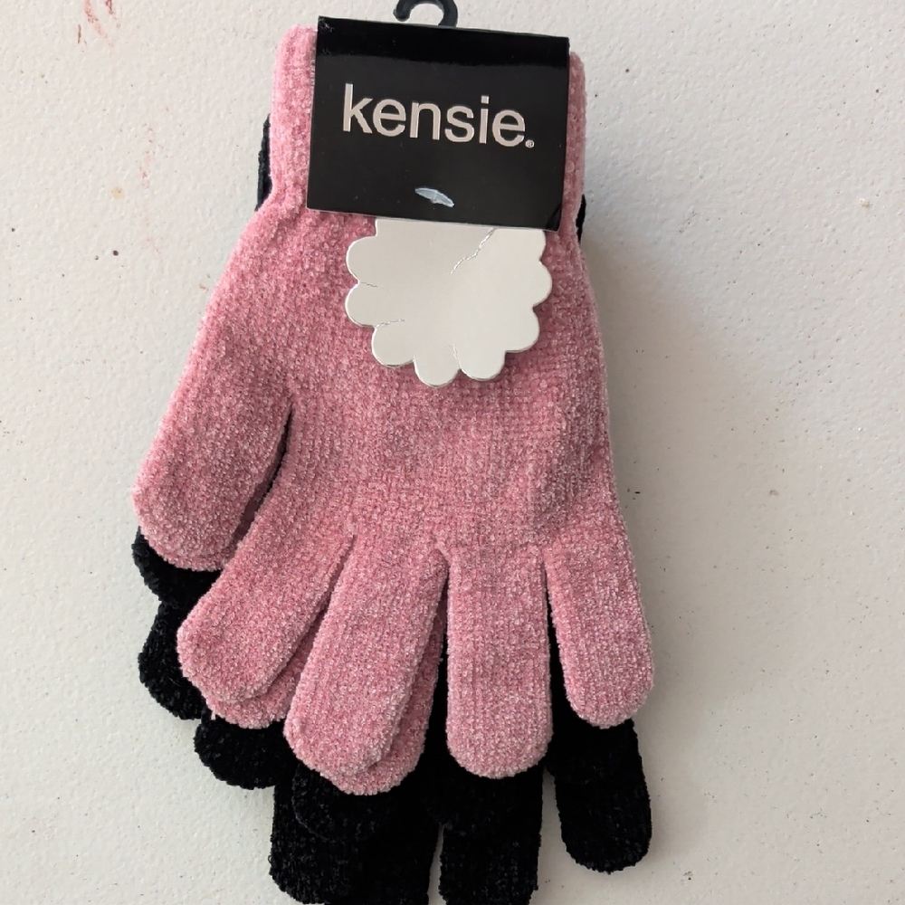 Kensie Soft Pink and Black Gloves